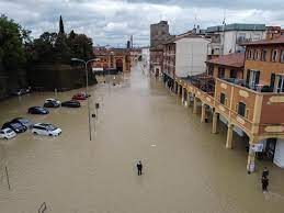 Il sindacato chiede a banche e assicurazioni di fare la loro parte nell’alluvione dell’Emilia-Romagna. Ma le aziende come rispondono?